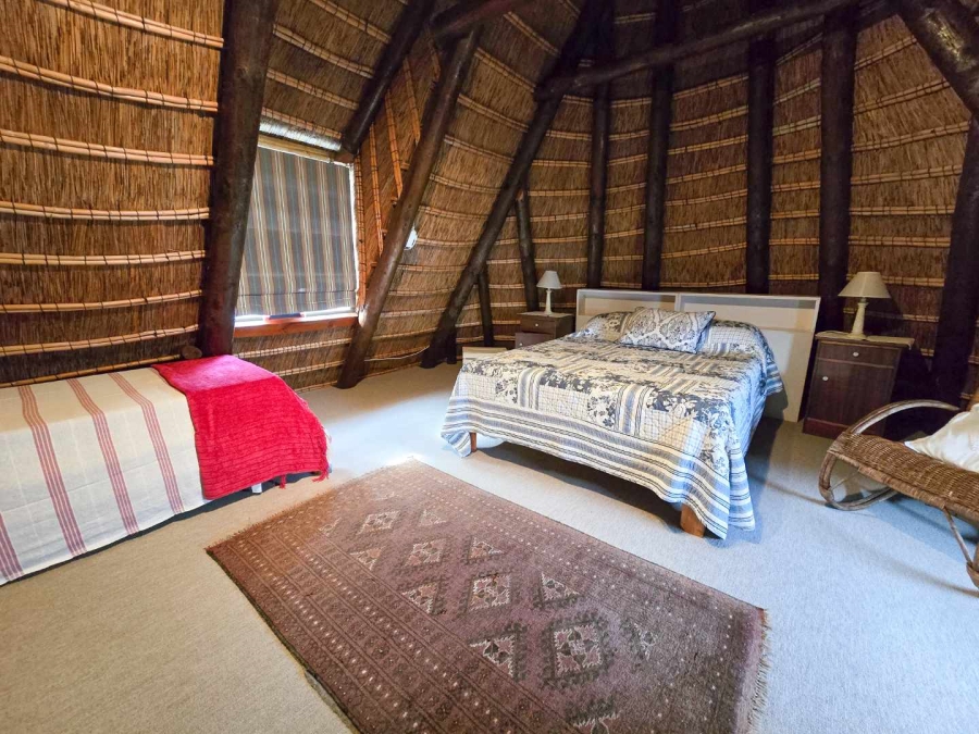 4 Bedroom Property for Sale in Stilbaai Wes Western Cape